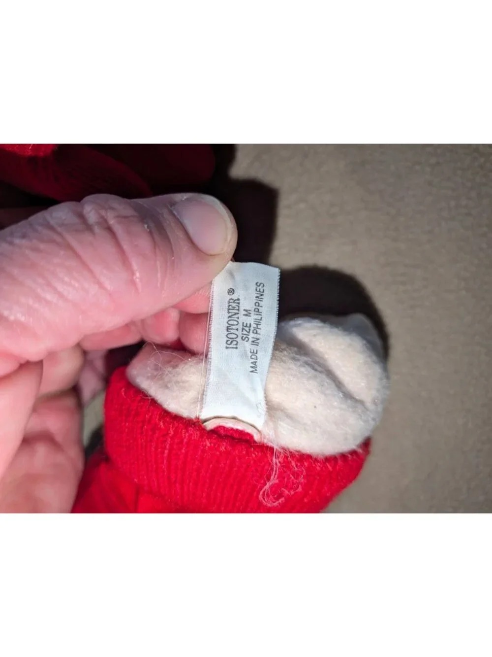 Isotoner gloves Vintage Red Fleece lined Sz Medium - Picture 4 of 5